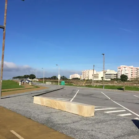 And Mountain Paradise アパート ヴィラ・プライア・デ・アンコラ