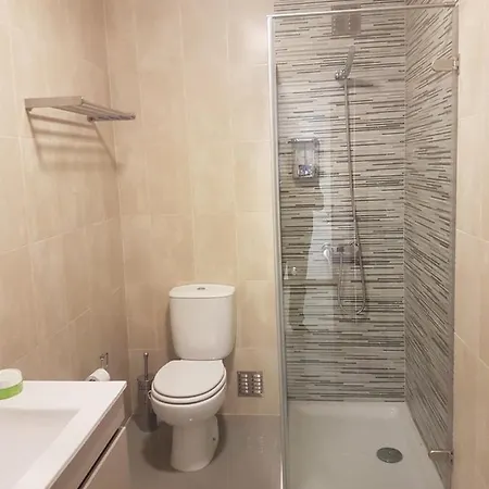 And Mountain Paradise アパート ヴィラ・プライア・デ・アンコラ